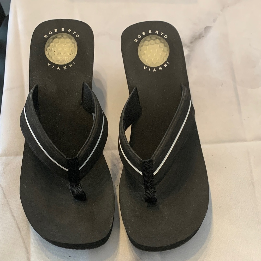Roberto‎ Vianni Black Flip Flops
